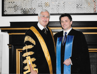 Hon. David Peterson, Chancellor of UofT welcomes Robert Fotheringham as a Convocation Guest Speaker 